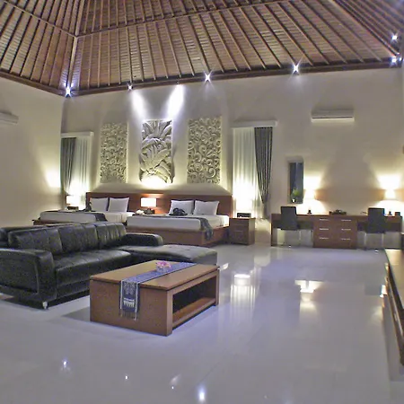 Villa Beachside
